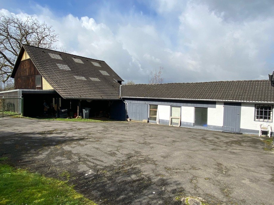 Blick auf Scheune Einfamilienhaus K�rten