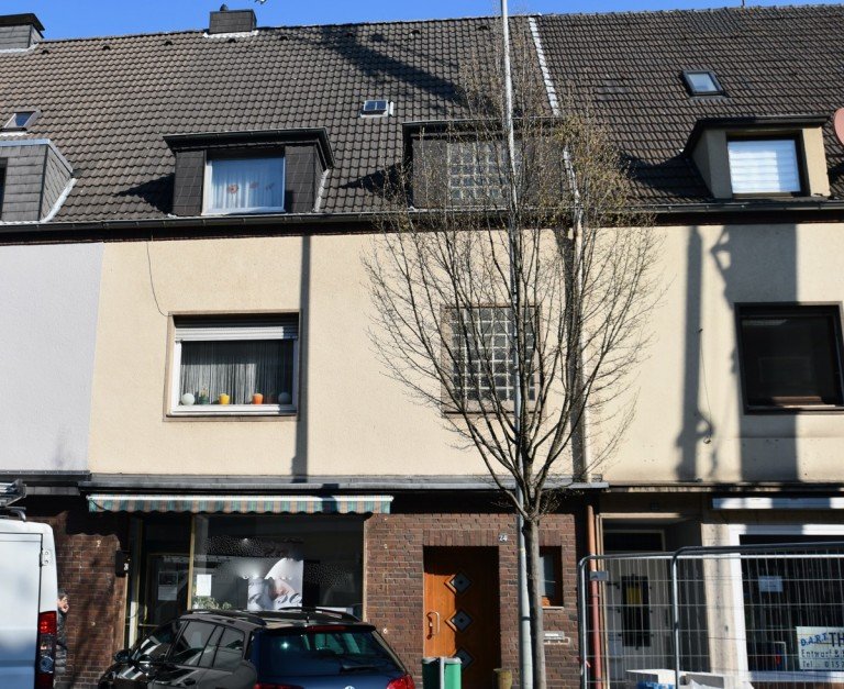 Au�enansicht Leverkusen / Leverkusen-K�ppersteg Haus Wohn- und Gesch�ftshaus in Leverkusen-K�ppersteg