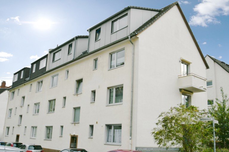 Au�enansicht K�ln / Buchheim Dachgeschosswohnung Vielseitig nutzbare Vierzimmerwohnung in K�ln-Buchheim