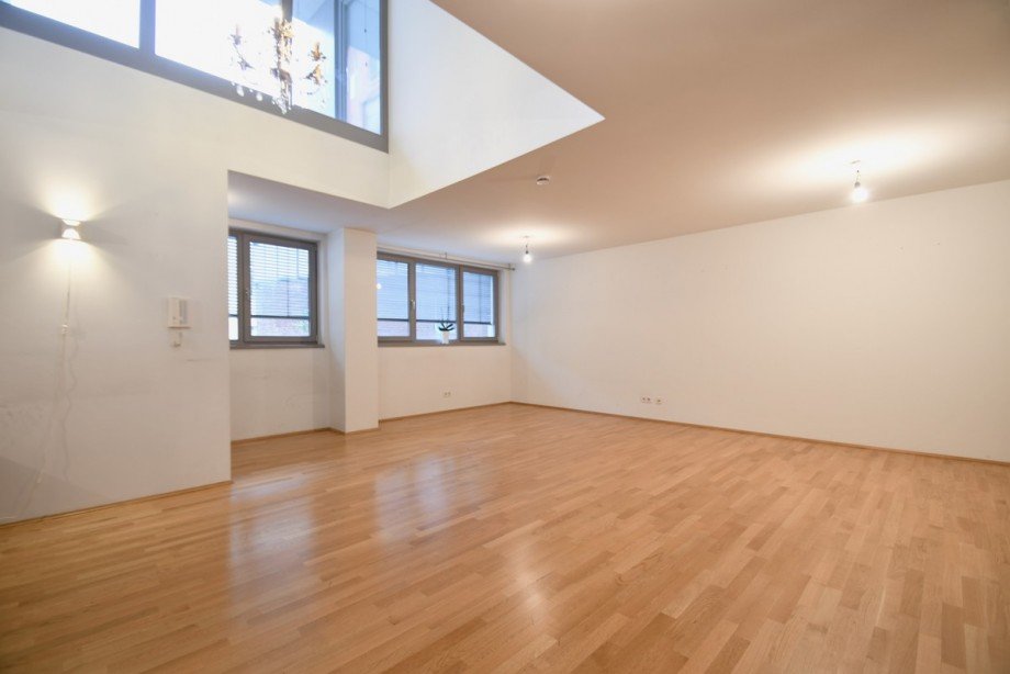 Wohnraum Maisonettewohnung K�ln
