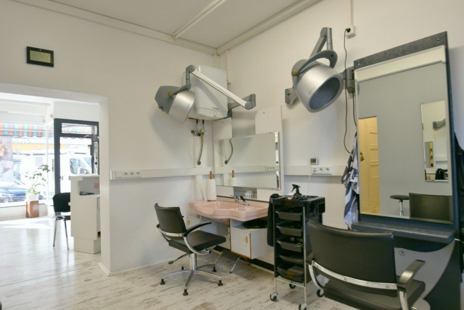 Friseursalon hinterer Bereich 2 Haus Leverkusen / Leverkusen-K�ppersteg