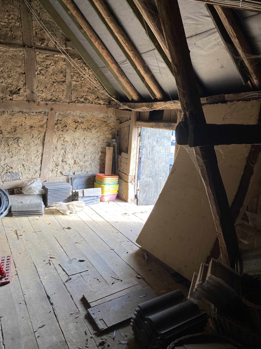 Dachboden 1 Einfamilienhaus K�rten